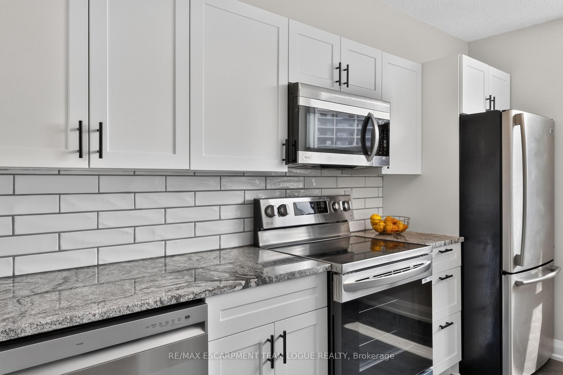 Photo 12 of Unit 401, 700 Dynes Road, Burlington, Roseland — HOMEH