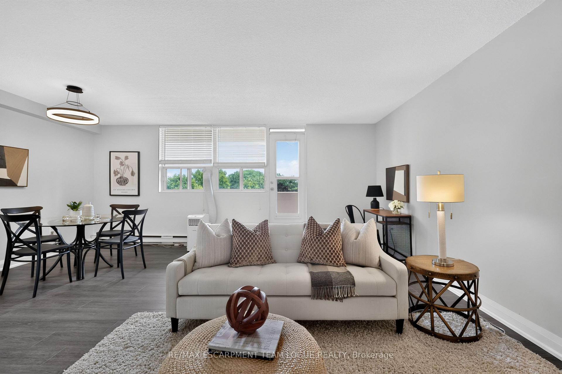 Photo 17 of Unit 401, 700 Dynes Road, Burlington, Roseland — HOMEH