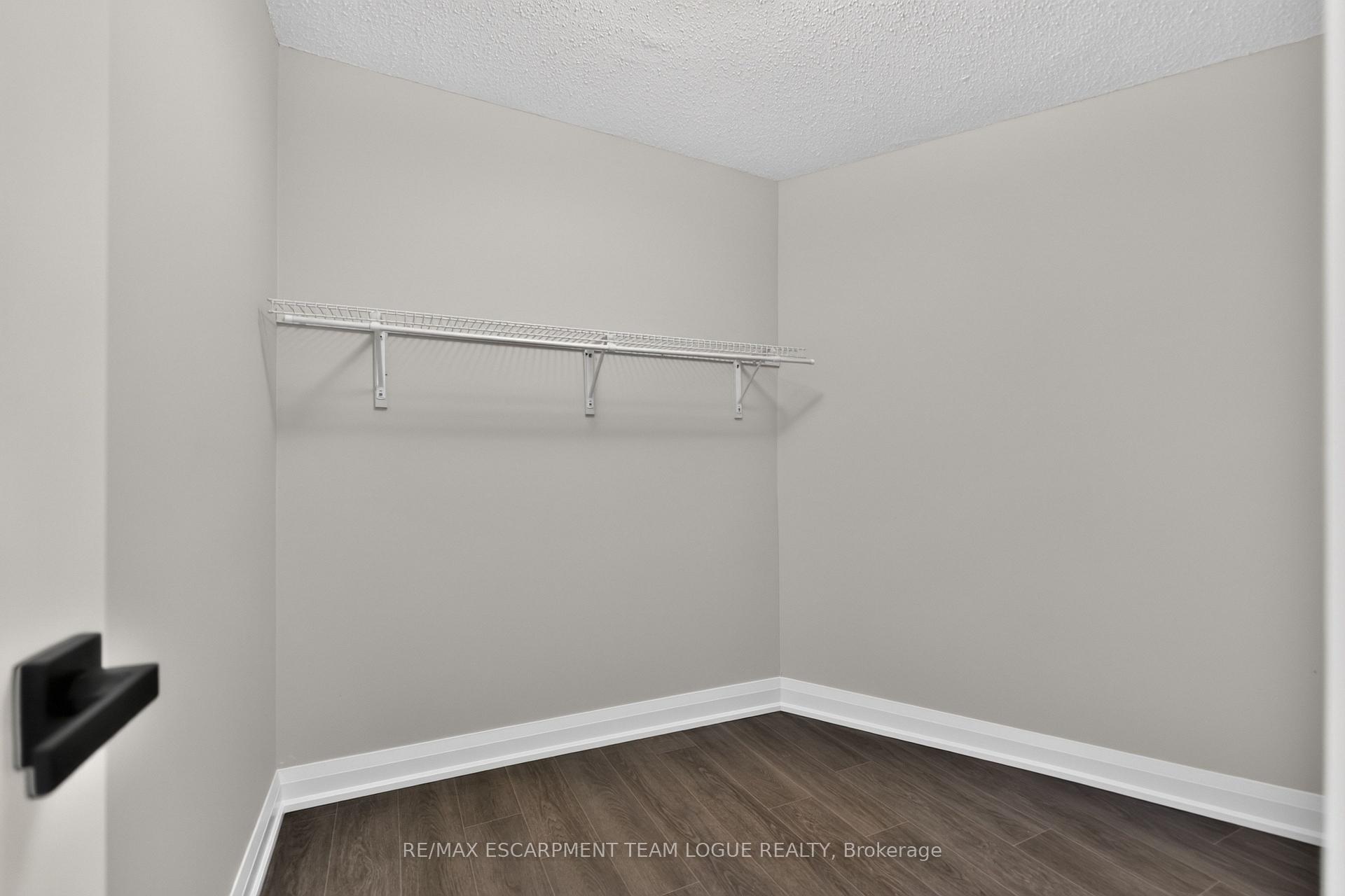 Photo 23 of Unit 401, 700 Dynes Road, Burlington, Roseland — HOMEH
