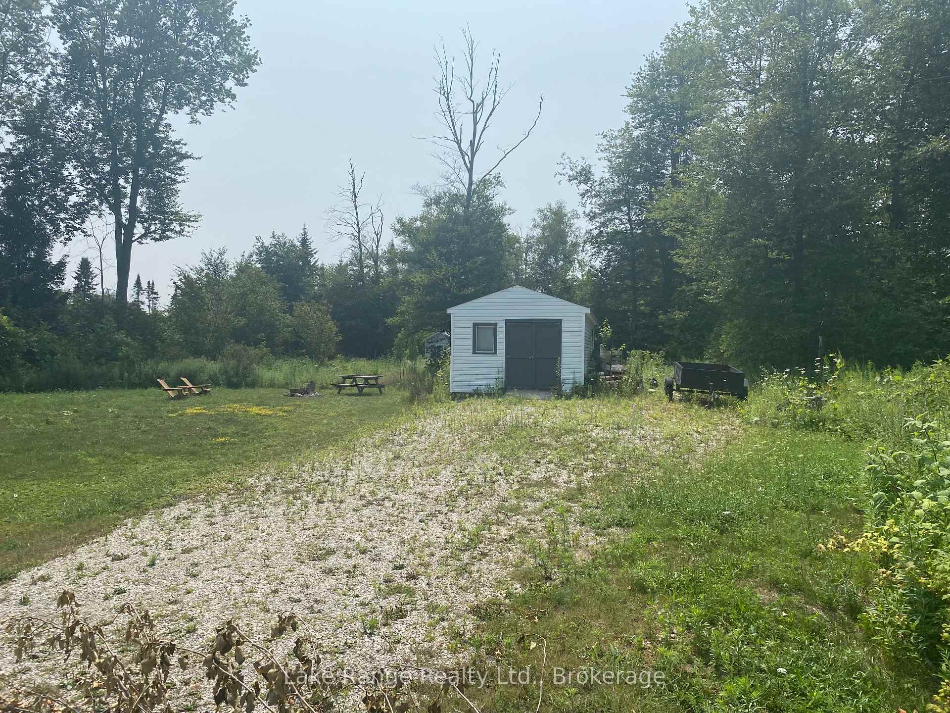 Photo of 319 Tyendinaga Road