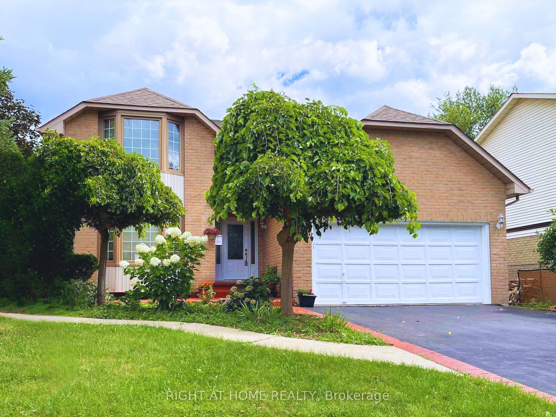 Photo 1 of 309 Amberly Boulevard, Hamilton, Ancaster — HOMEH
