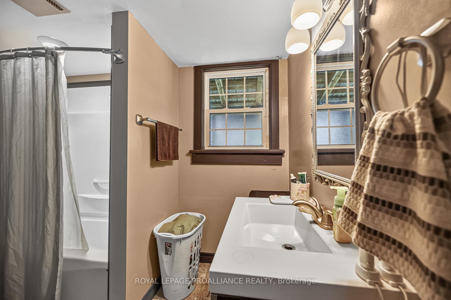 Photo 16 of 2405 Brouseville Road, Edwardsburgh/Cardinal, Edwardsburgh/Cardinal Twp — HOMEH