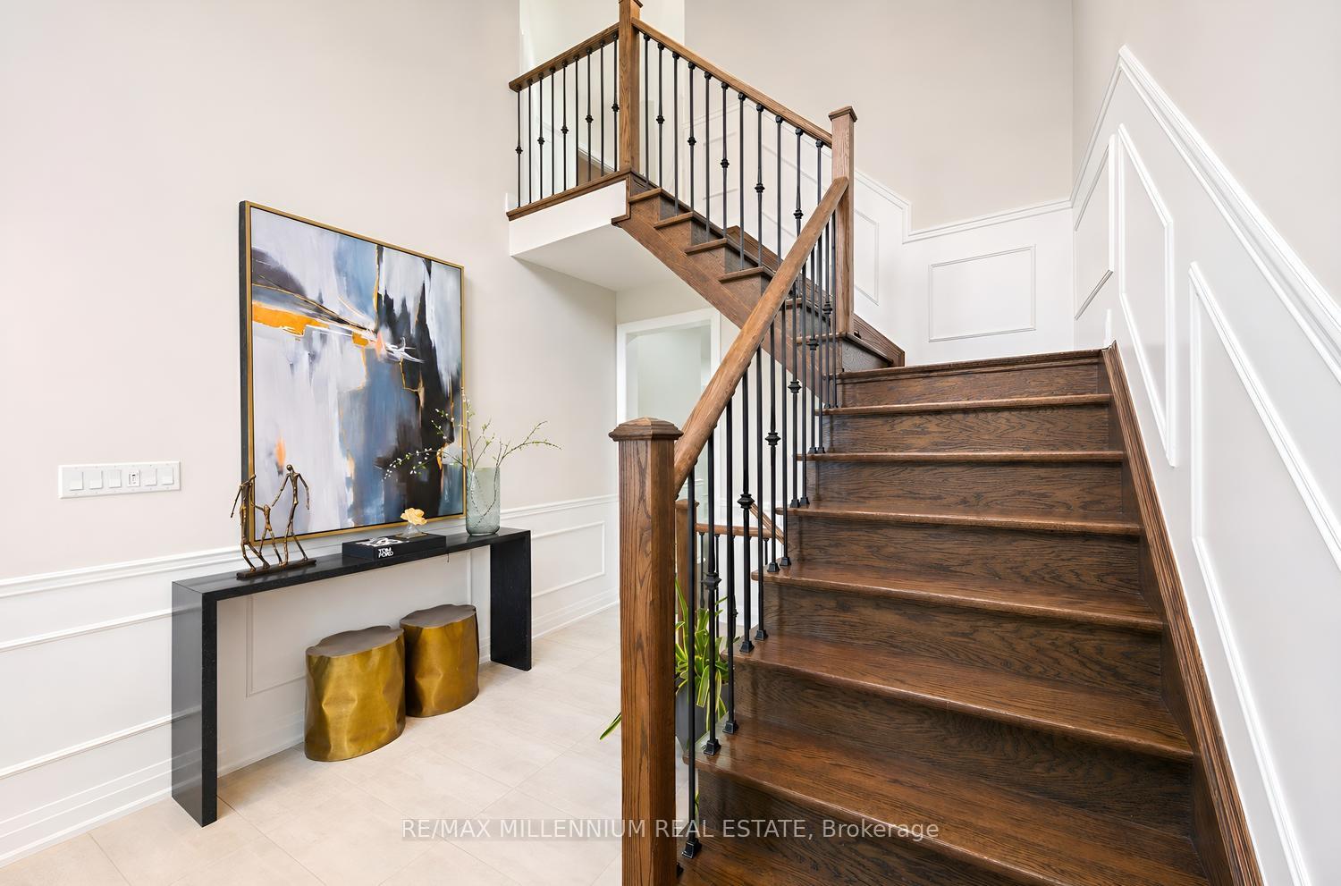 Photo 23 of 18 Boone Crescent, Vaughan, Kleinburg — HOMEH
