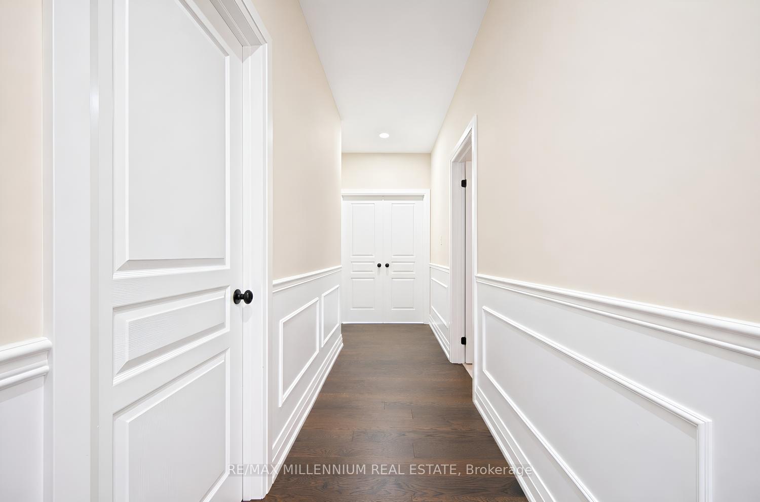Photo 31 of 18 Boone Crescent, Vaughan, Kleinburg — HOMEH