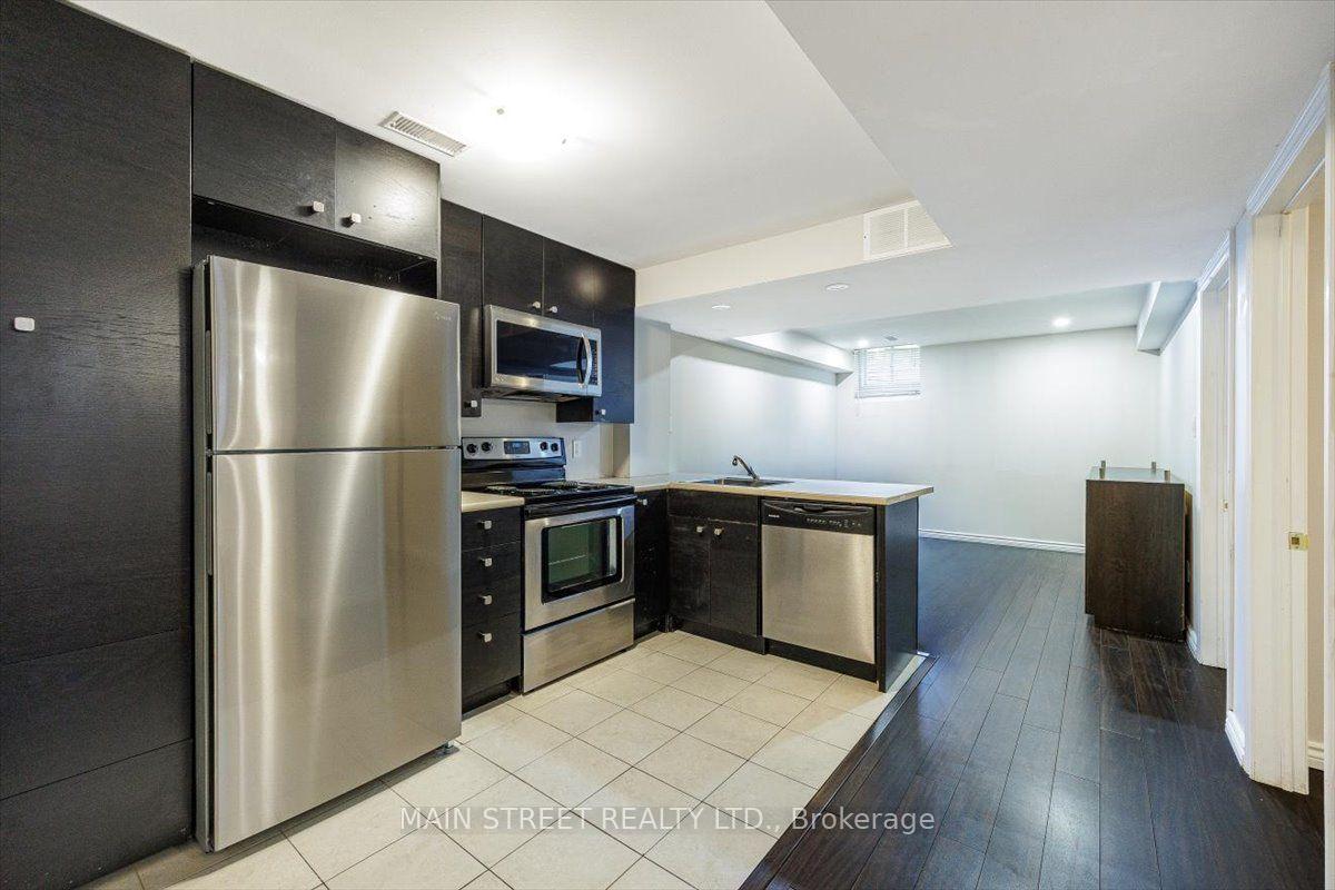 Photo of Unit Basement, 10 Usherwood Street