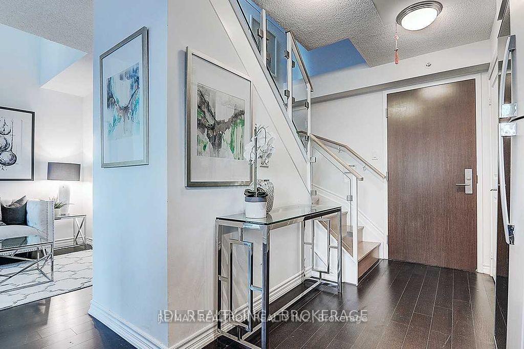 Photo 9 of Unit 1112, 386 Yonge Street, Toronto, Bay Street Corridor — HOMEH