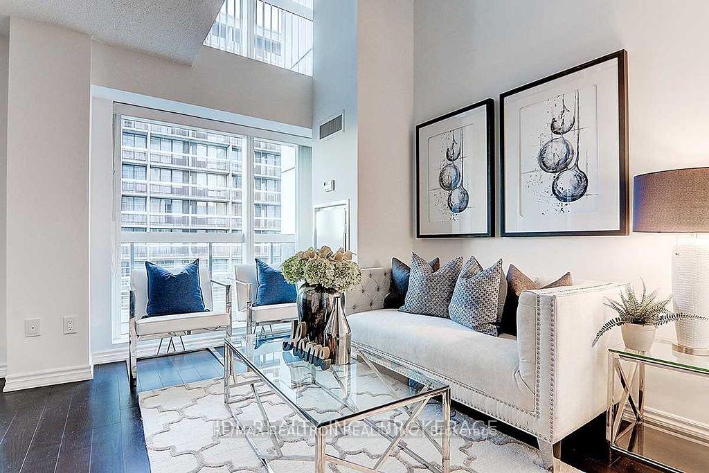 Photo 14 of Unit 1112, 386 Yonge Street, Toronto, Bay Street Corridor — HOMEH