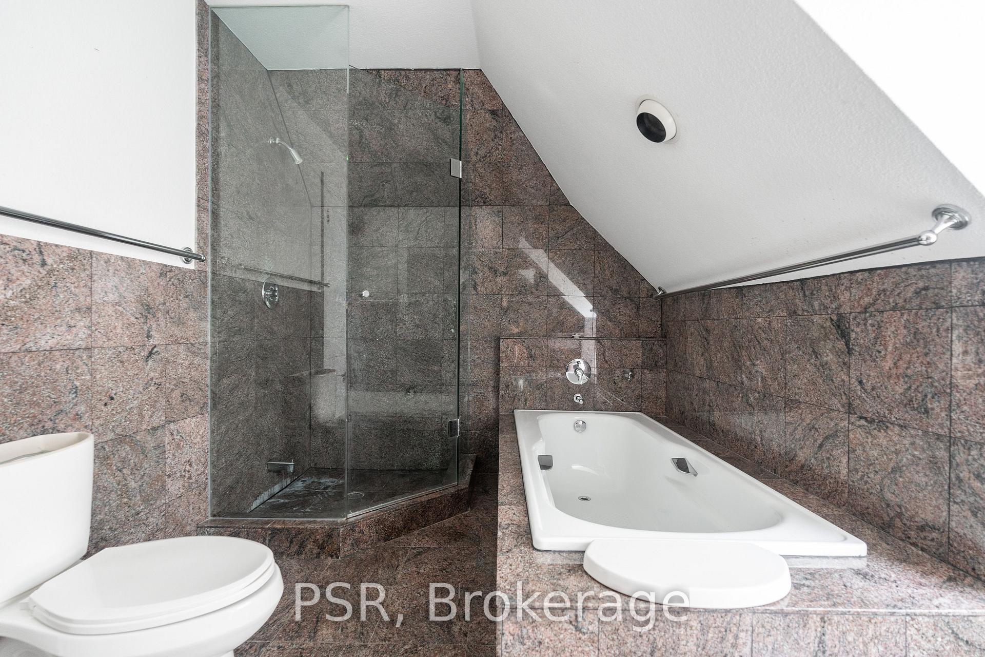 Photo 5 of Unit 3RD FL, 25 Coulson Avenue, Toronto, Forest Hill South — HOMEH