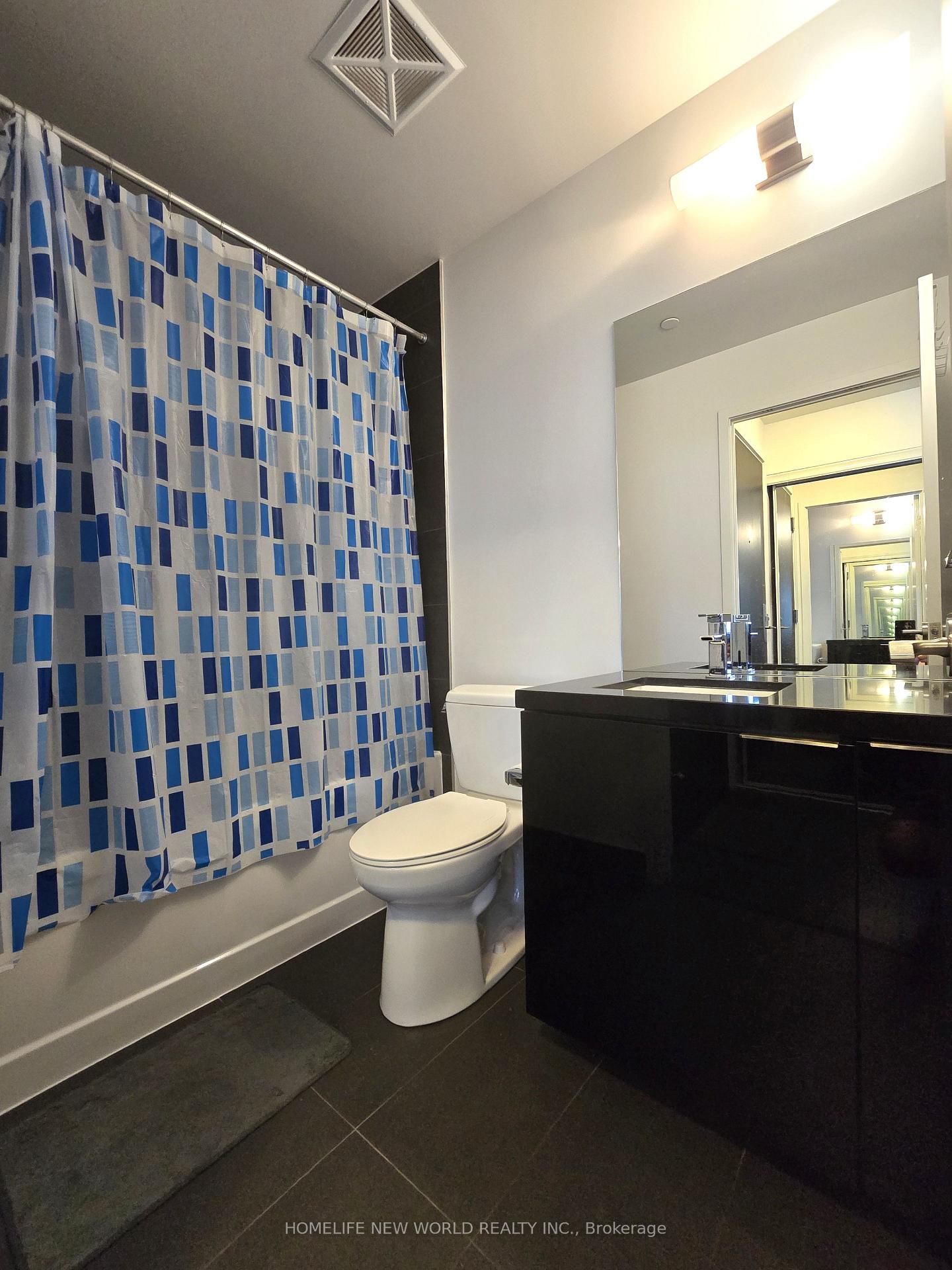 Photo 7 of Unit 506, 8 Eglinton Avenue E, Toronto, Mount Pleasant West — HOMEH