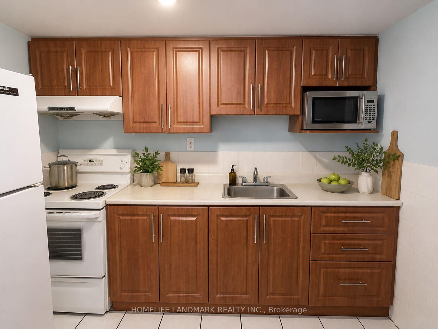 Photo 6 of 4674 Antelope Crescent, Mississauga, Hurontario — HOMEH