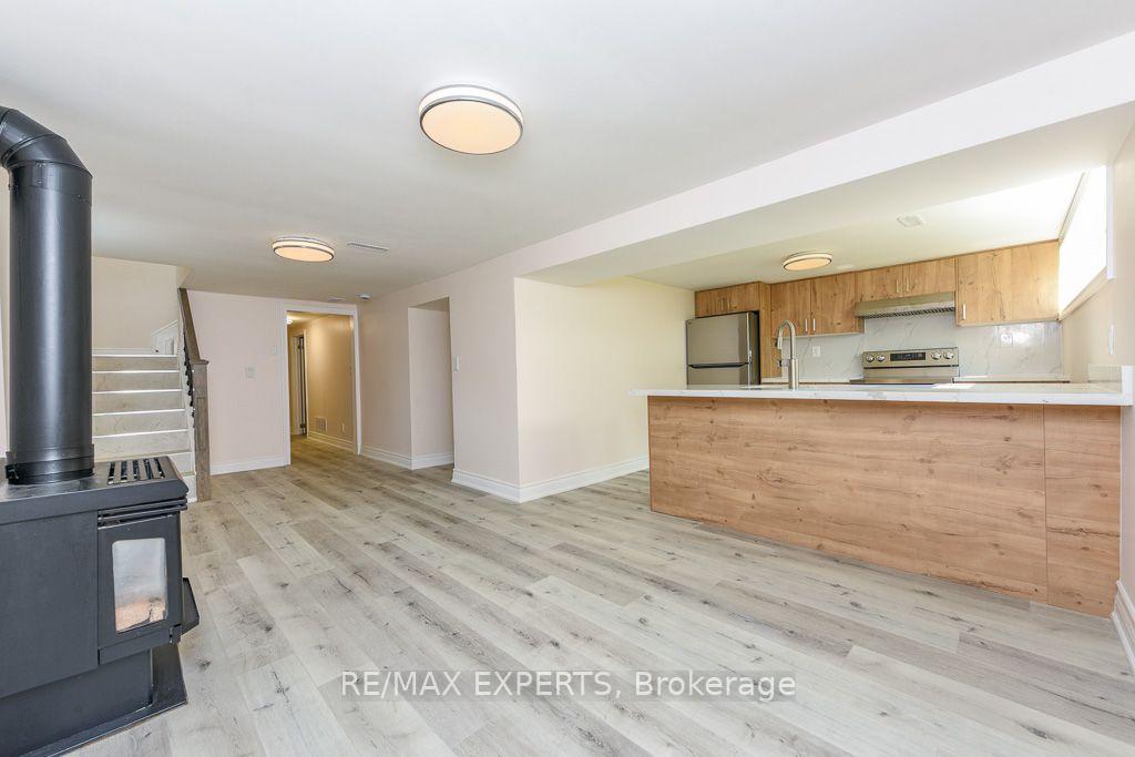 Photo 3 of 22 Rubydale Gardens, North York, Humber Summit — HOMEH