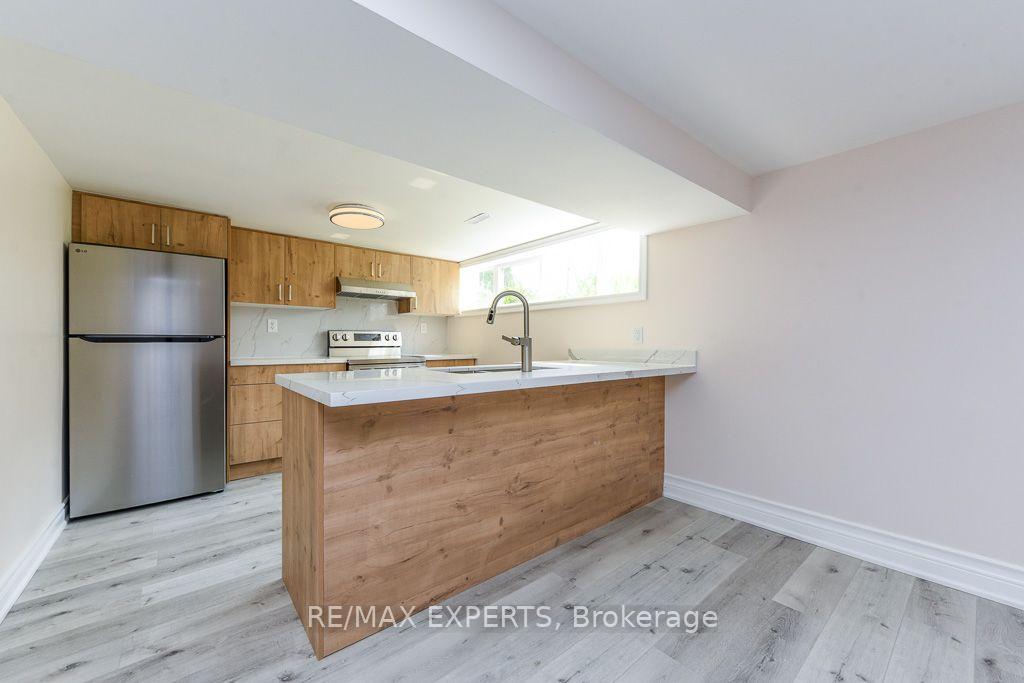 Photo 5 of 22 Rubydale Gardens, North York, Humber Summit — HOMEH