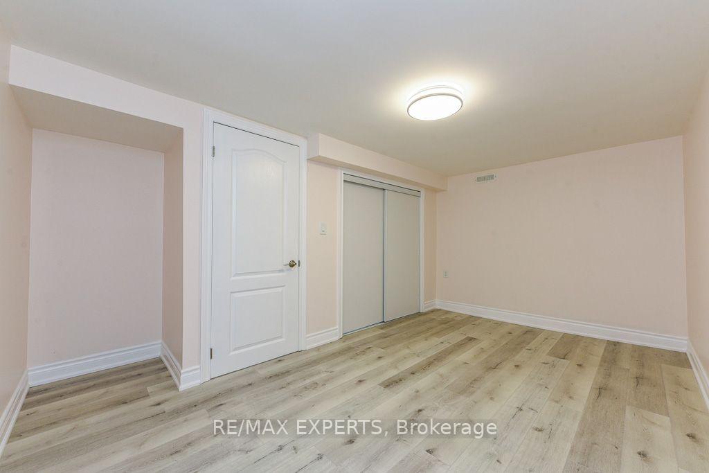 Photo 9 of 22 Rubydale Gardens, North York, Humber Summit — HOMEH