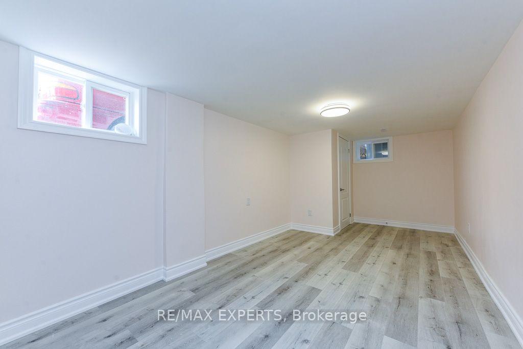 Photo 13 of 22 Rubydale Gardens, North York, Humber Summit — HOMEH