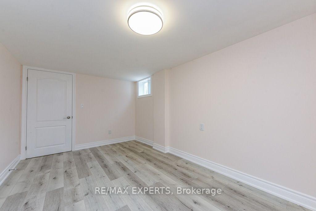 Photo 15 of 22 Rubydale Gardens, North York, Humber Summit — HOMEH