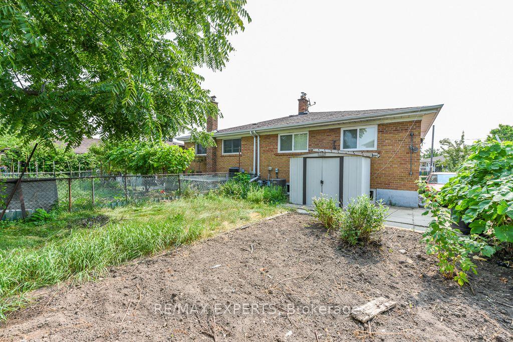 Photo 21 of 22 Rubydale Gardens, North York, Humber Summit — HOMEH