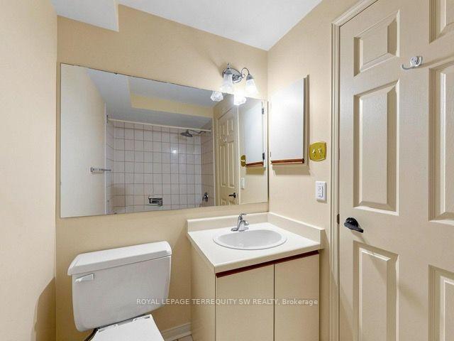 Photo 9 of 601 Roehampton Avenue, Toronto, Mount Pleasant East — HOMEH