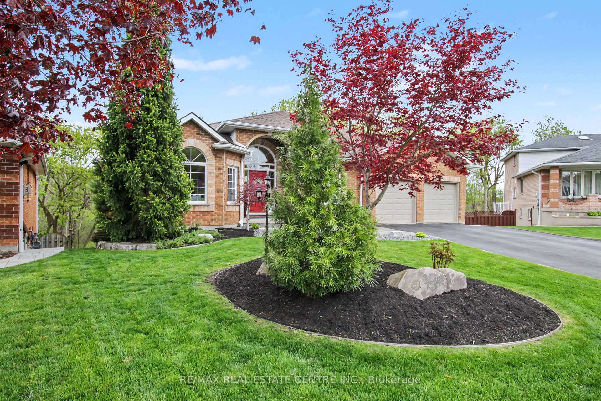 Photo 4 of 183 Taylor Avenue, Cambridge, Christopher-Champlain — HOMEH