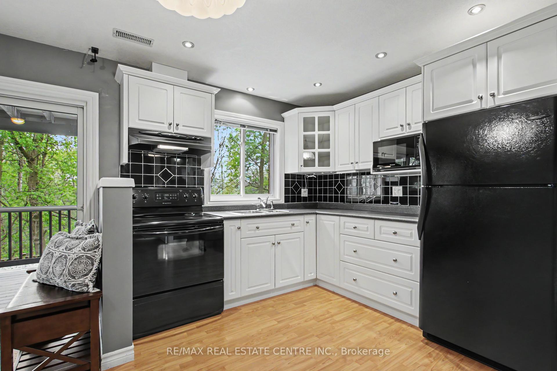 Photo 33 of 183 Taylor Avenue, Cambridge, Christopher-Champlain — HOMEH