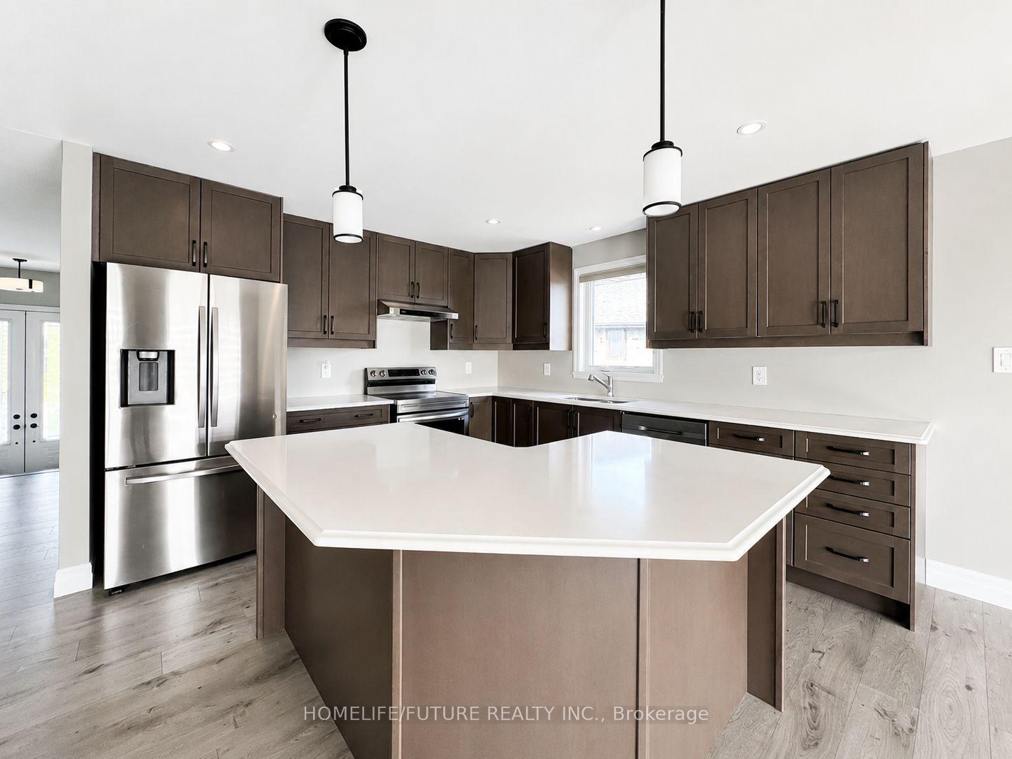 Photo 4 of 41 Cattail Crescent, Quinte West, Murray Ward — HOMEH