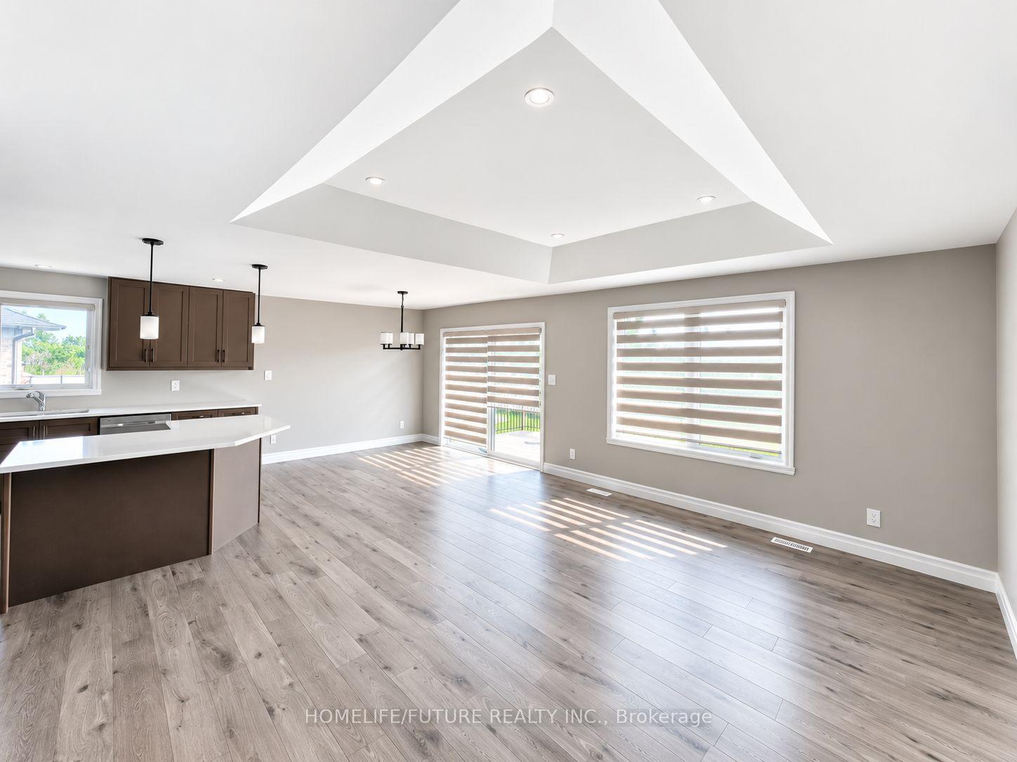 Photo 5 of 41 Cattail Crescent, Quinte West, Murray Ward — HOMEH