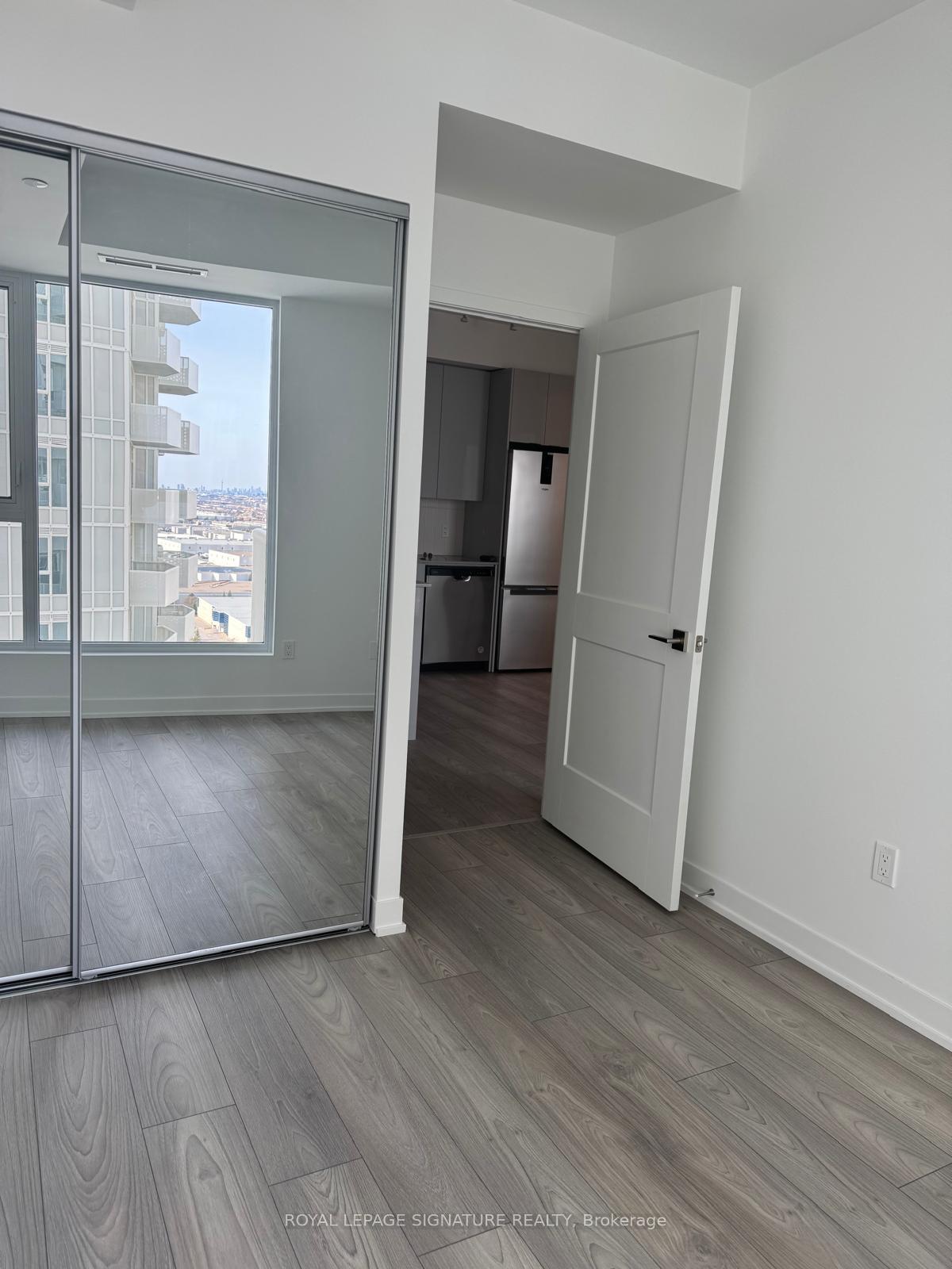 Photo 9 of Unit 2132, 498 Caldari Road, Vaughan, Concord — HOMEH