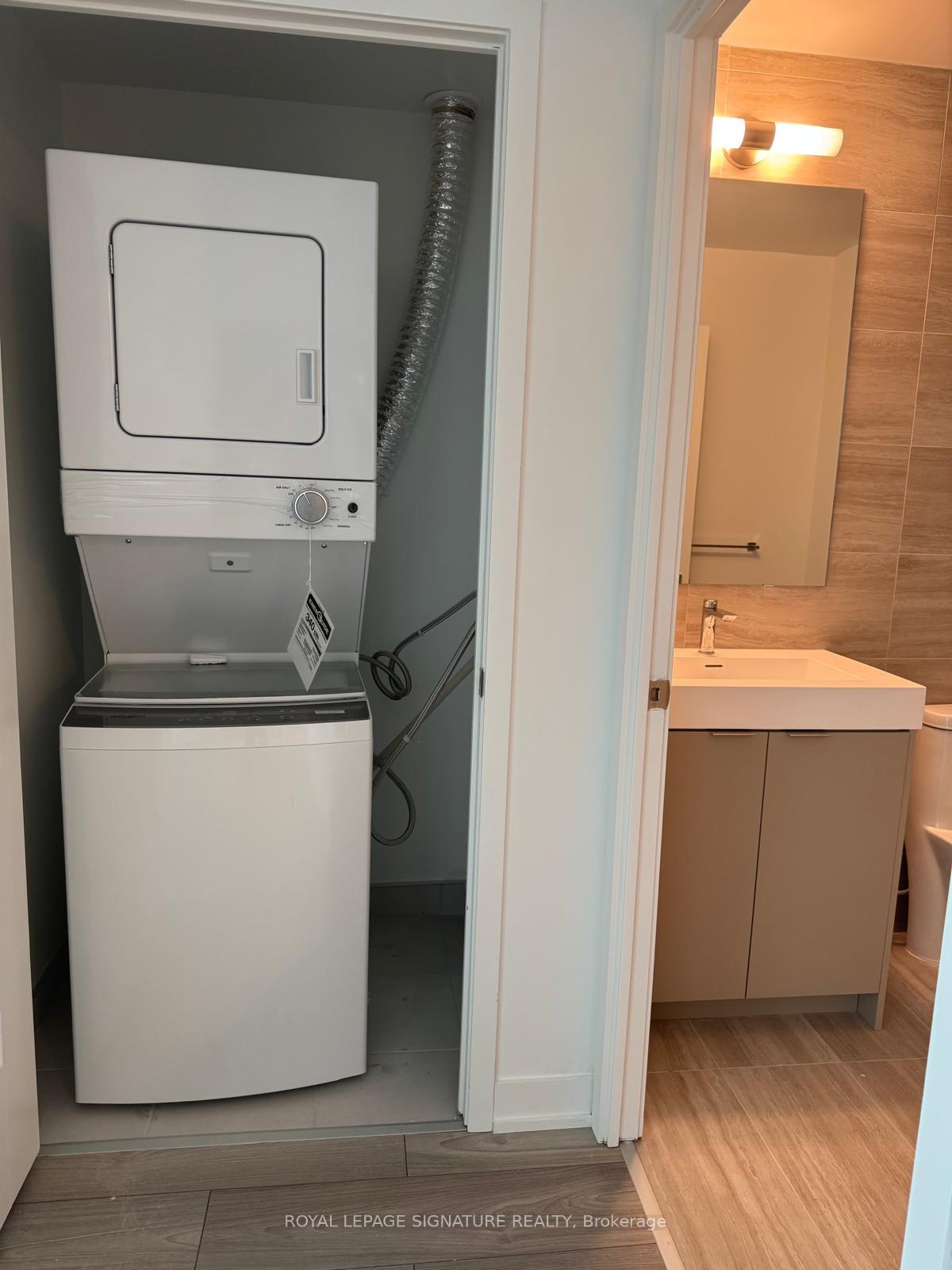 Photo 10 of Unit 2132, 498 Caldari Road, Vaughan, Concord — HOMEH