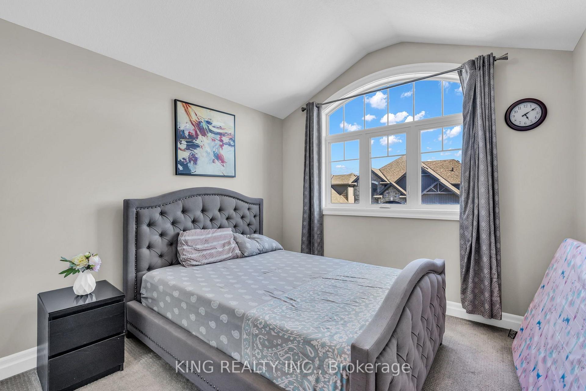 Photo 21 of Unit 33, 1061 Eagletrace Drive, London, North S — HOMEH