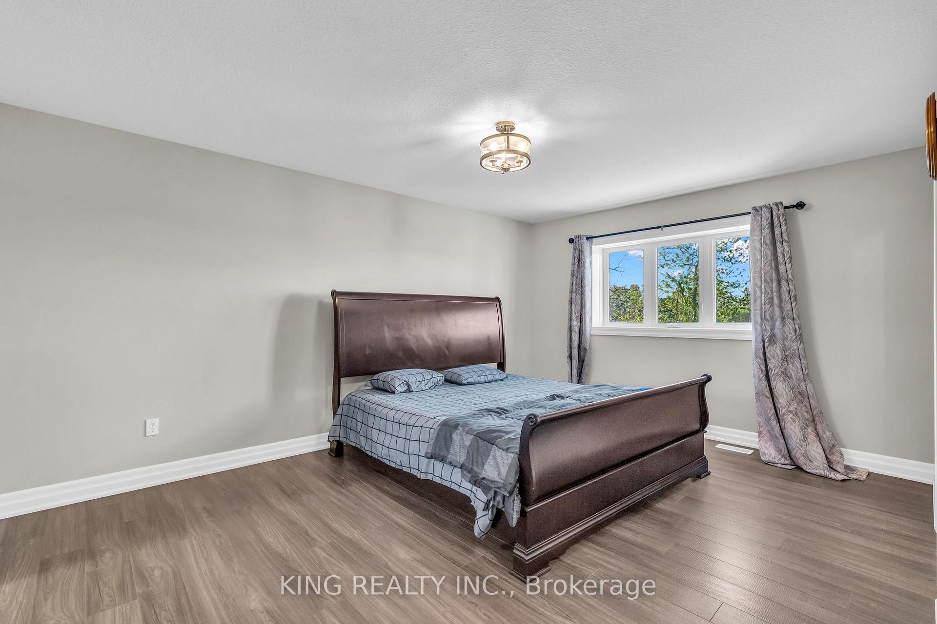 Photo 26 of Unit 33, 1061 Eagletrace Drive, London, North S — HOMEH