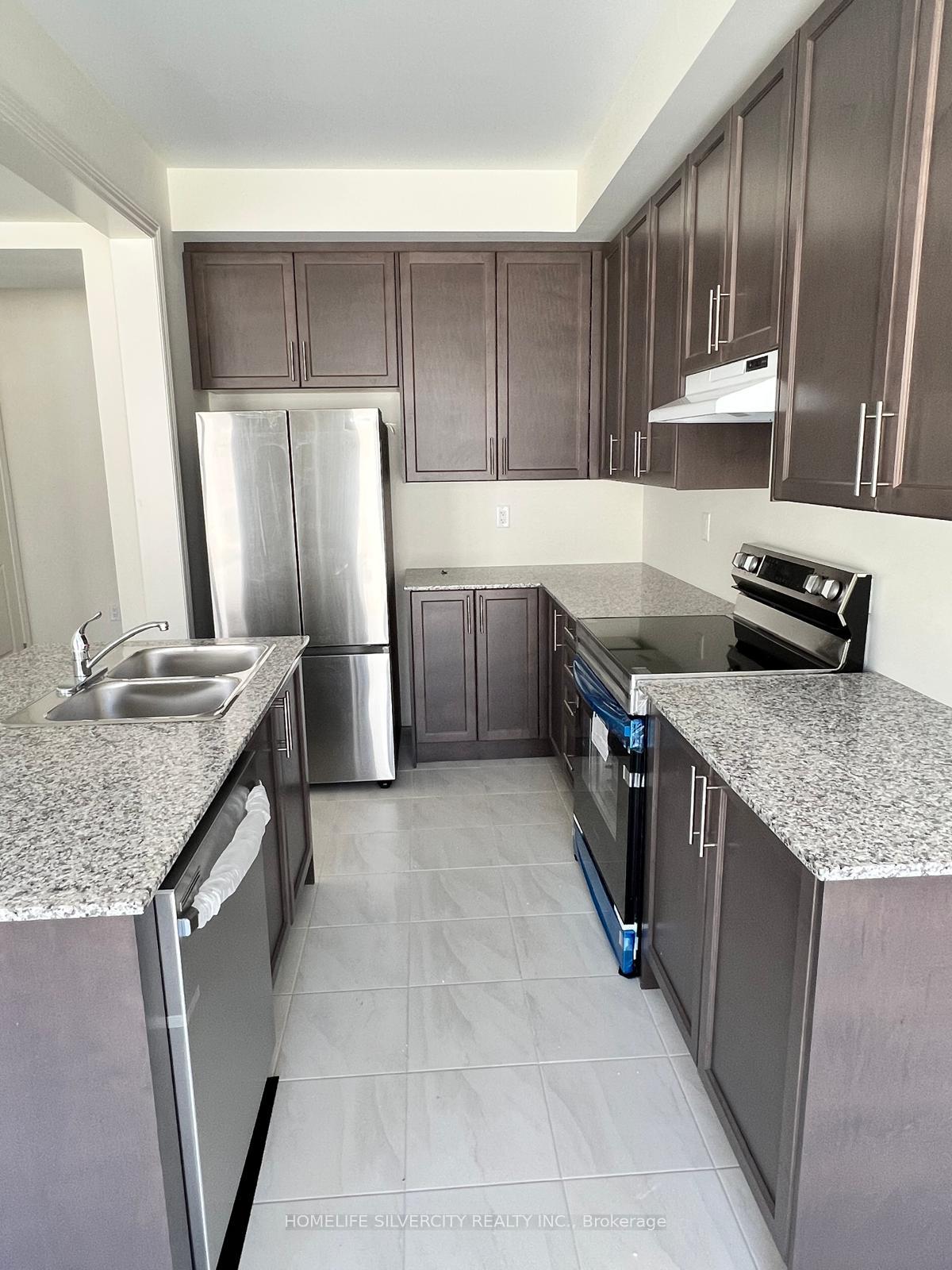 Photo 10 of 1224 Rexton Drive, Oshawa, Kedron — HOMEH