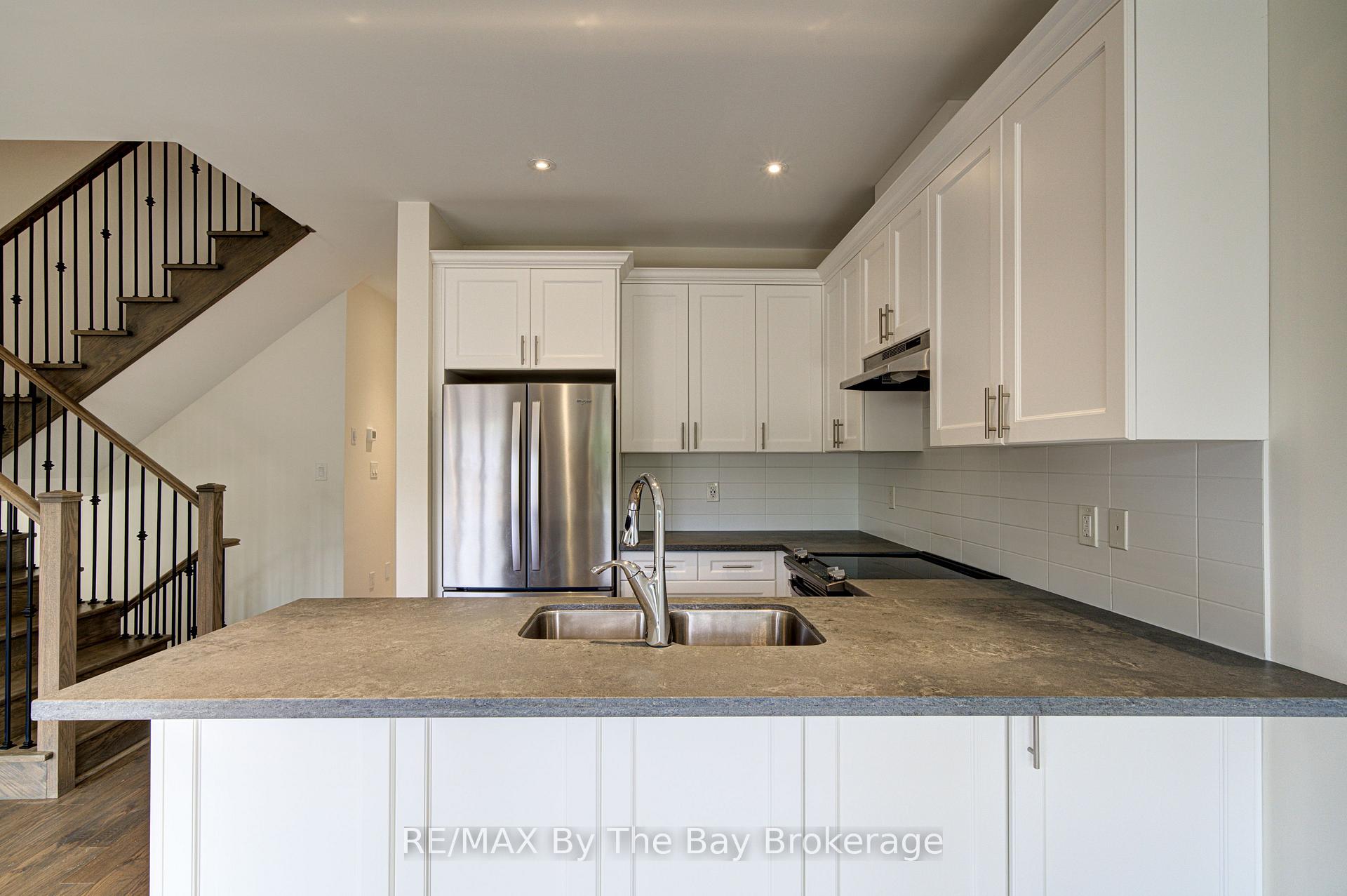Photo 8 of 169 Allegra Drive, Wasaga Beach — HOMEH