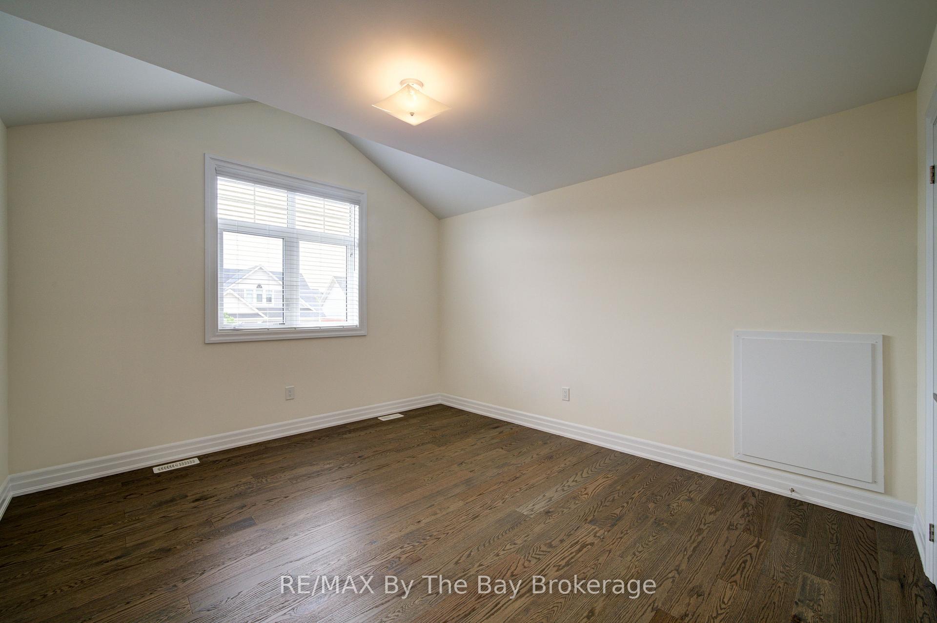 Photo 18 of 169 Allegra Drive, Wasaga Beach — HOMEH