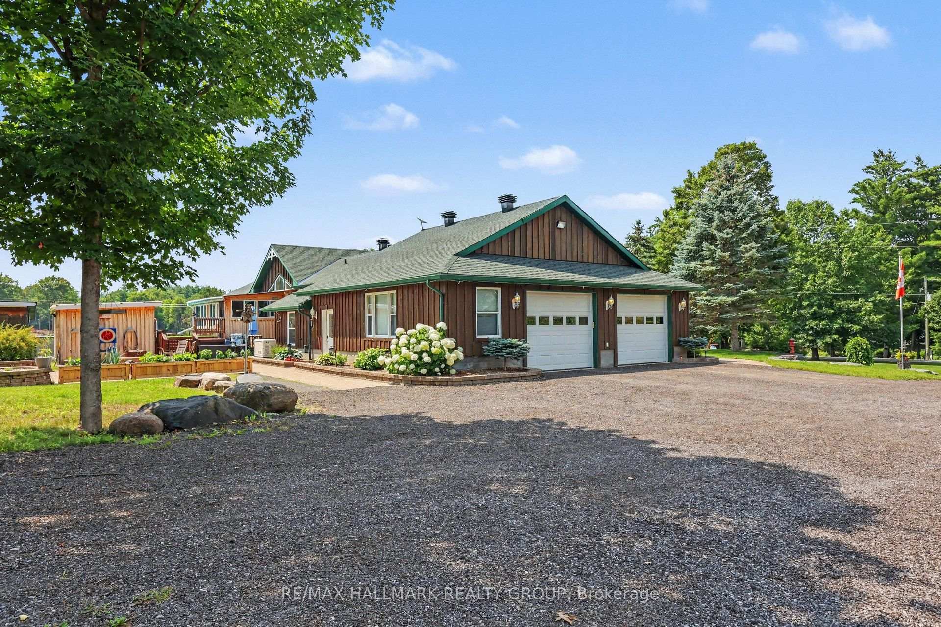 Photo 3 of 117 Lorlei Drive, McNab/Braeside, Mcnab/Braeside Twps — HOMEH