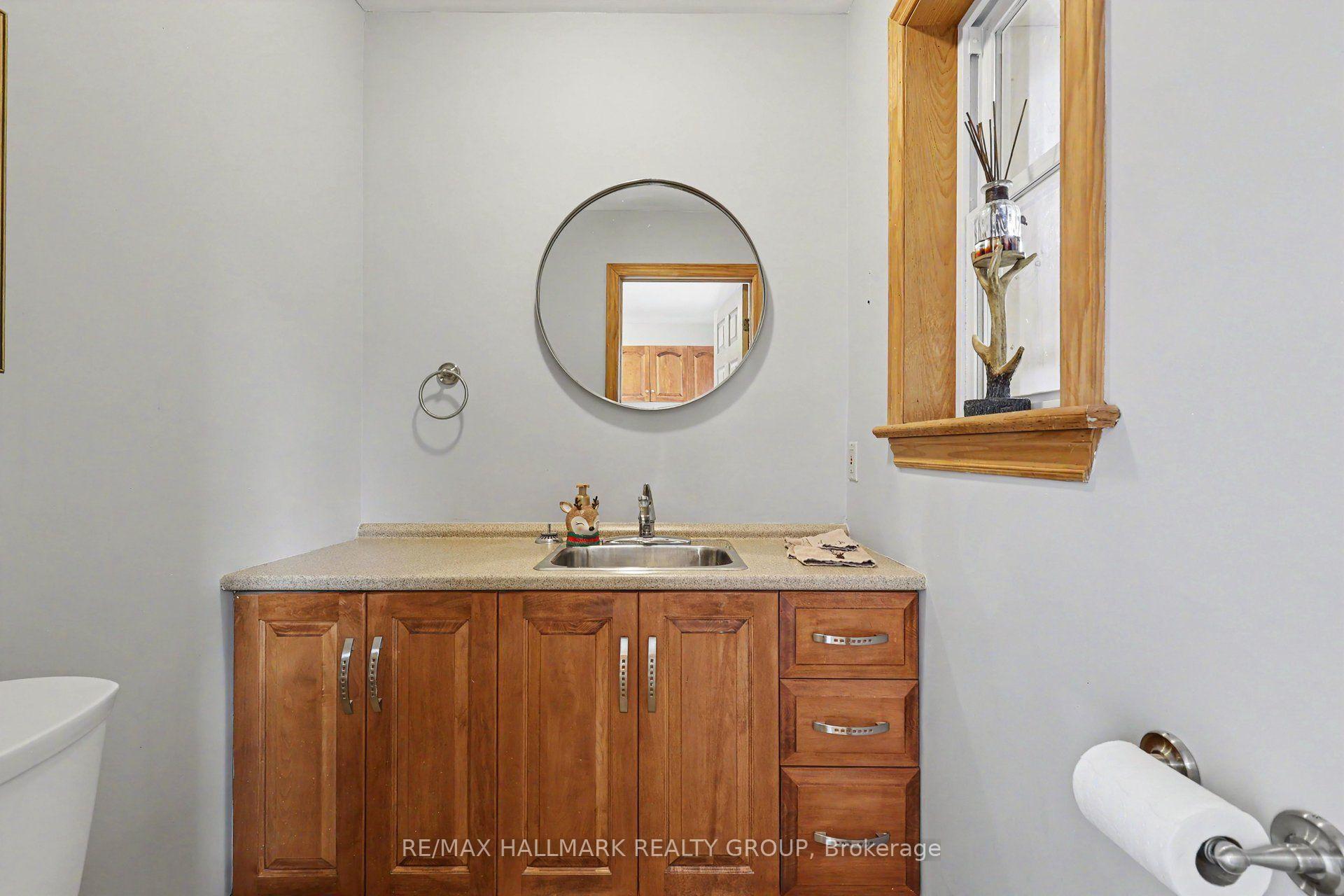 Photo 25 of 117 Lorlei Drive, McNab/Braeside, Mcnab/Braeside Twps — HOMEH
