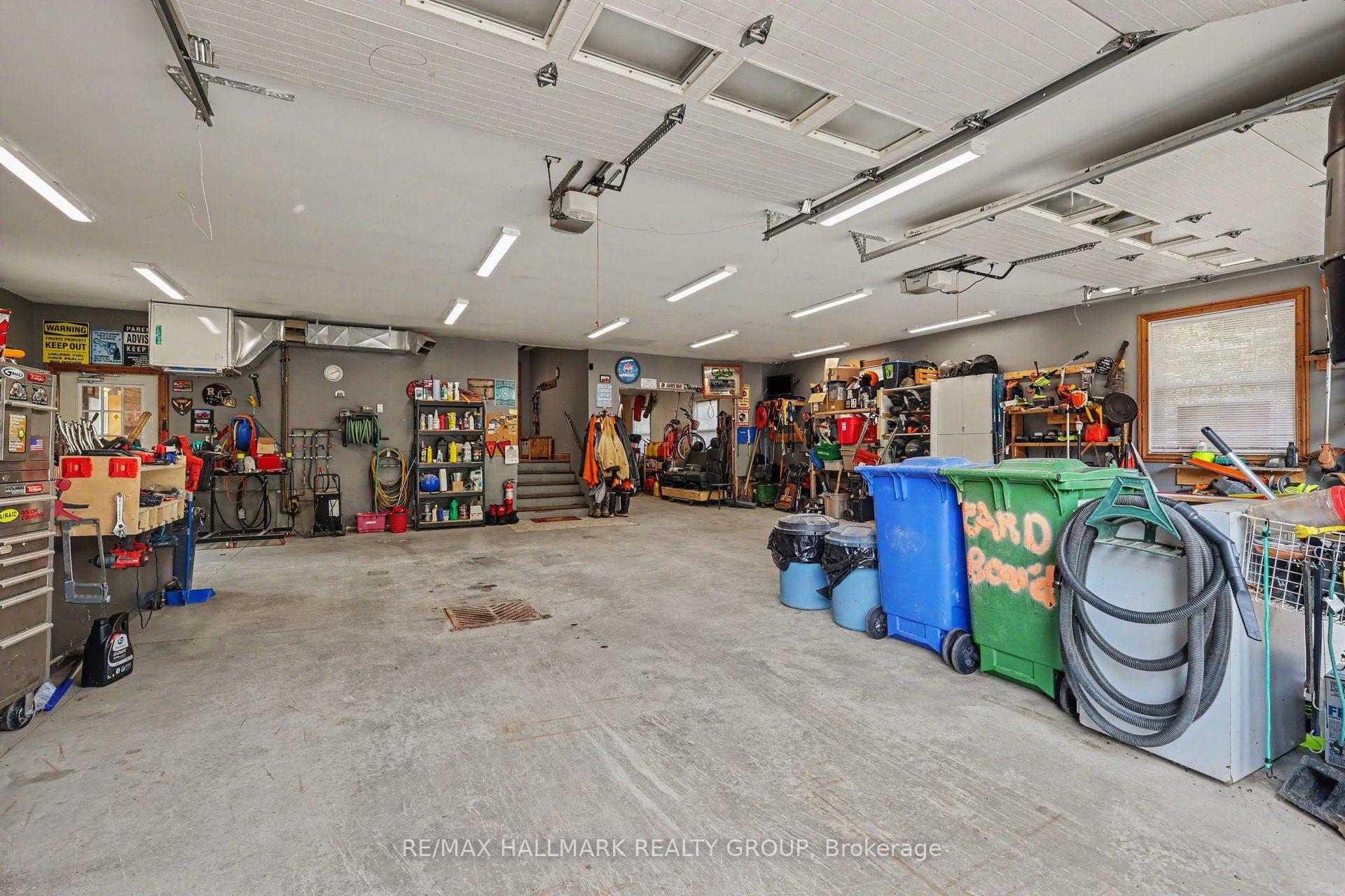 Photo 35 of 117 Lorlei Drive, McNab/Braeside, Mcnab/Braeside Twps — HOMEH