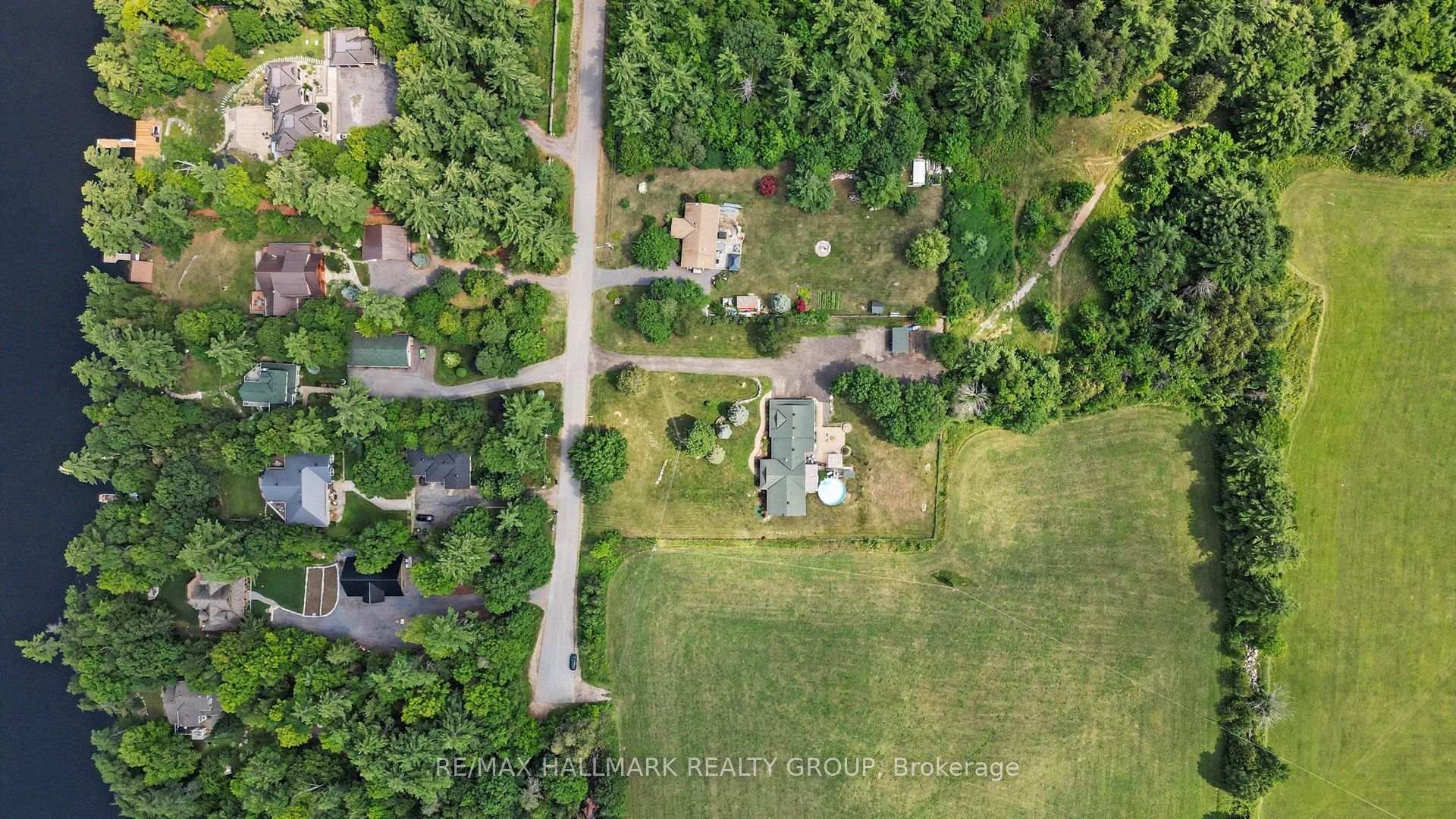 Photo 49 of 117 Lorlei Drive, McNab/Braeside, Mcnab/Braeside Twps — HOMEH