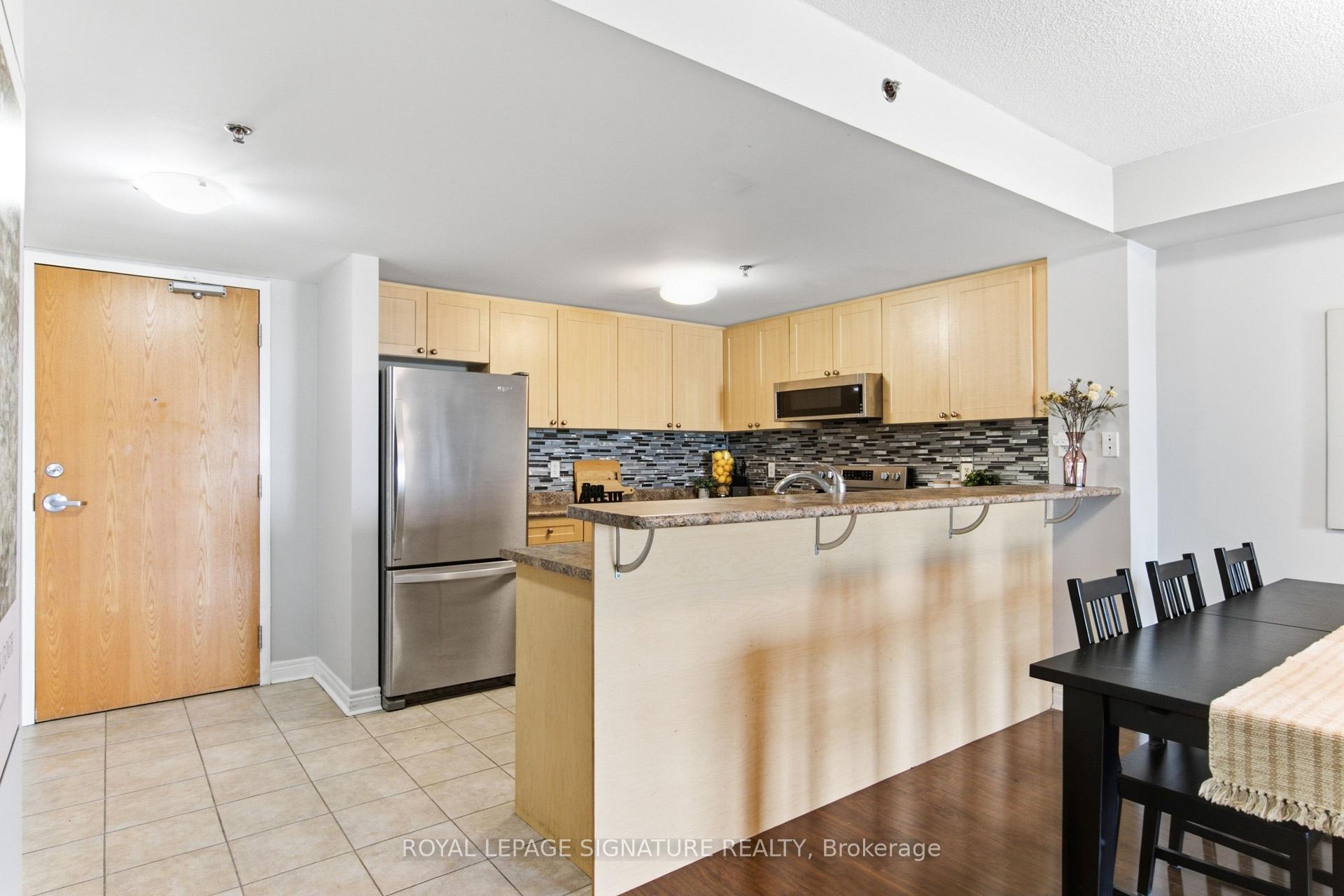 Photo 14 of Unit 407, 7428 Markham Road, Markham, Middlefield — HOMEH