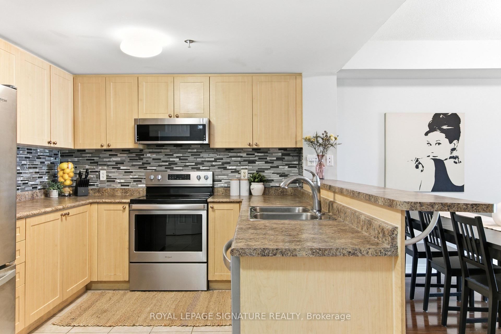 Photo 16 of Unit 407, 7428 Markham Road, Markham, Middlefield — HOMEH