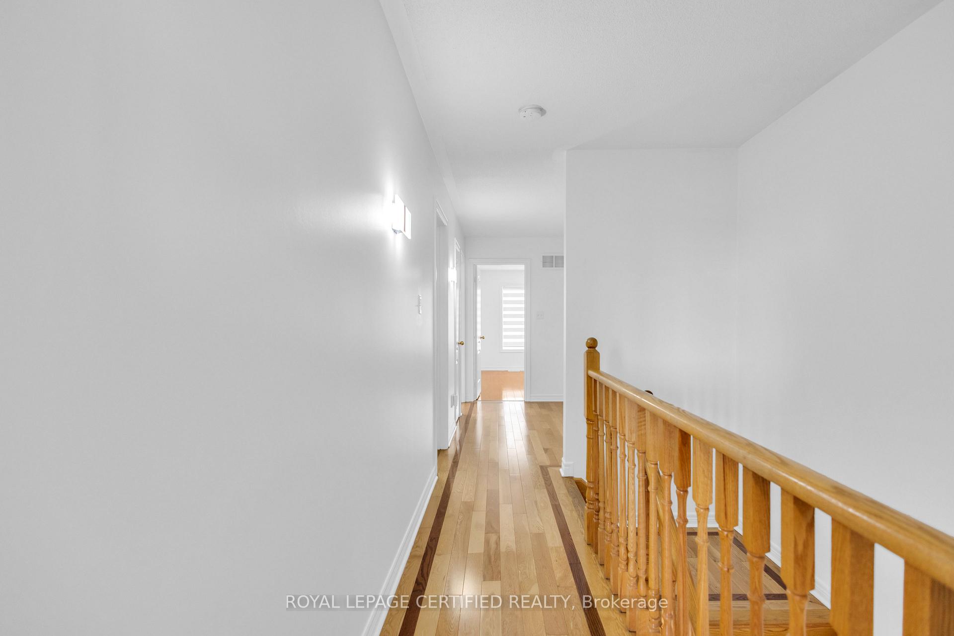 Photo 15 of 56 Pefferlaw Circle, Brampton, Bram West — HOMEH
