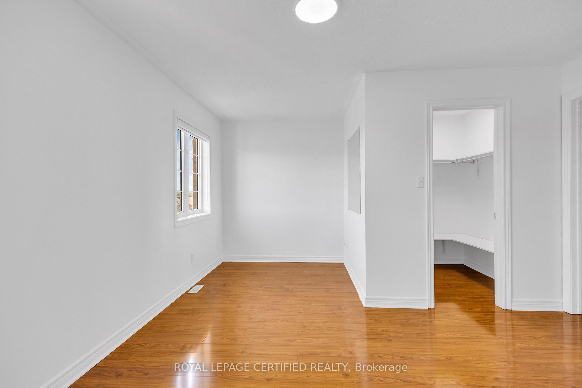Photo 25 of 56 Pefferlaw Circle, Brampton, Bram West — HOMEH