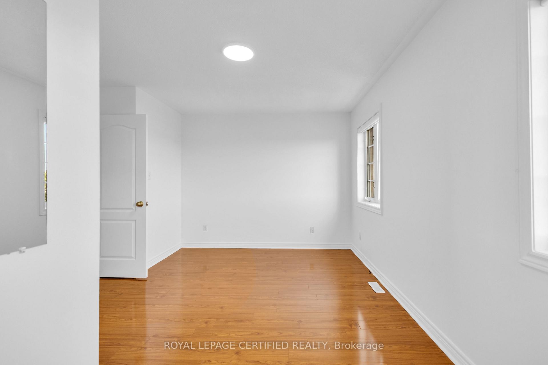 Photo 26 of 56 Pefferlaw Circle, Brampton, Bram West — HOMEH