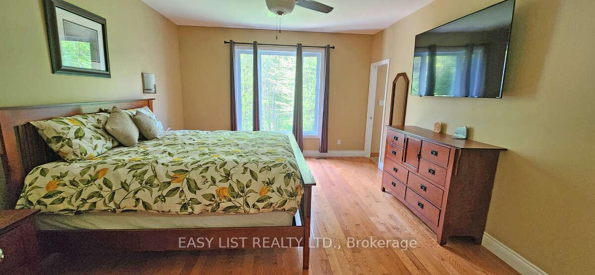 Photo 14 of 110 Monck Square, Laurentian Hills, Chalk River and Laurentian Hills South — HOMEH