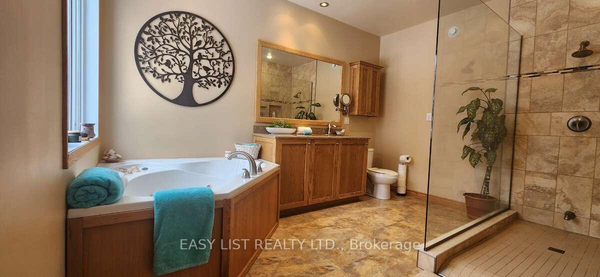 Photo 15 of 110 Monck Square, Laurentian Hills, Chalk River and Laurentian Hills South — HOMEH