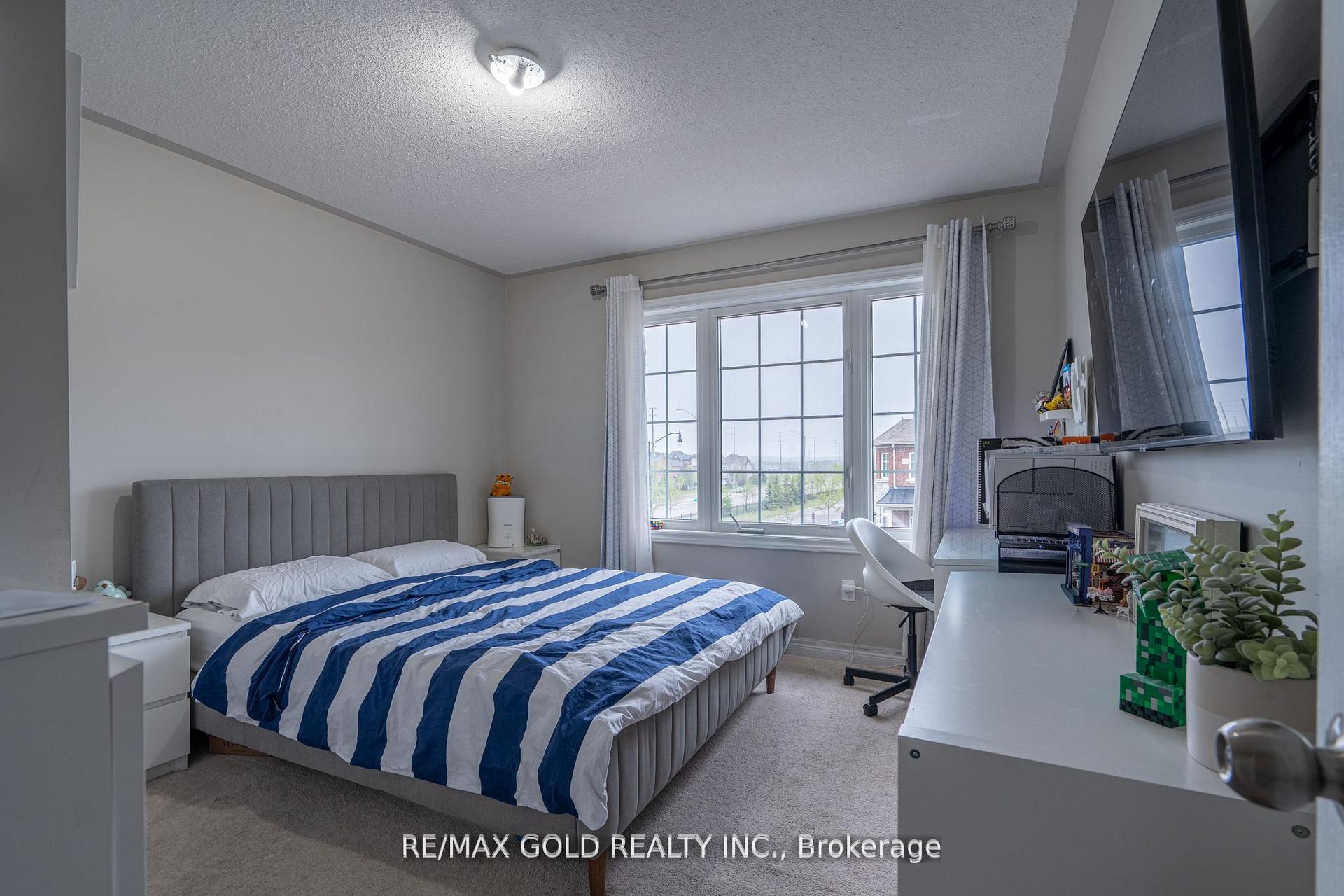 Photo 21 of 65 Villadowns Trail, Brampton, Sandringham-Wellington North — HOMEH