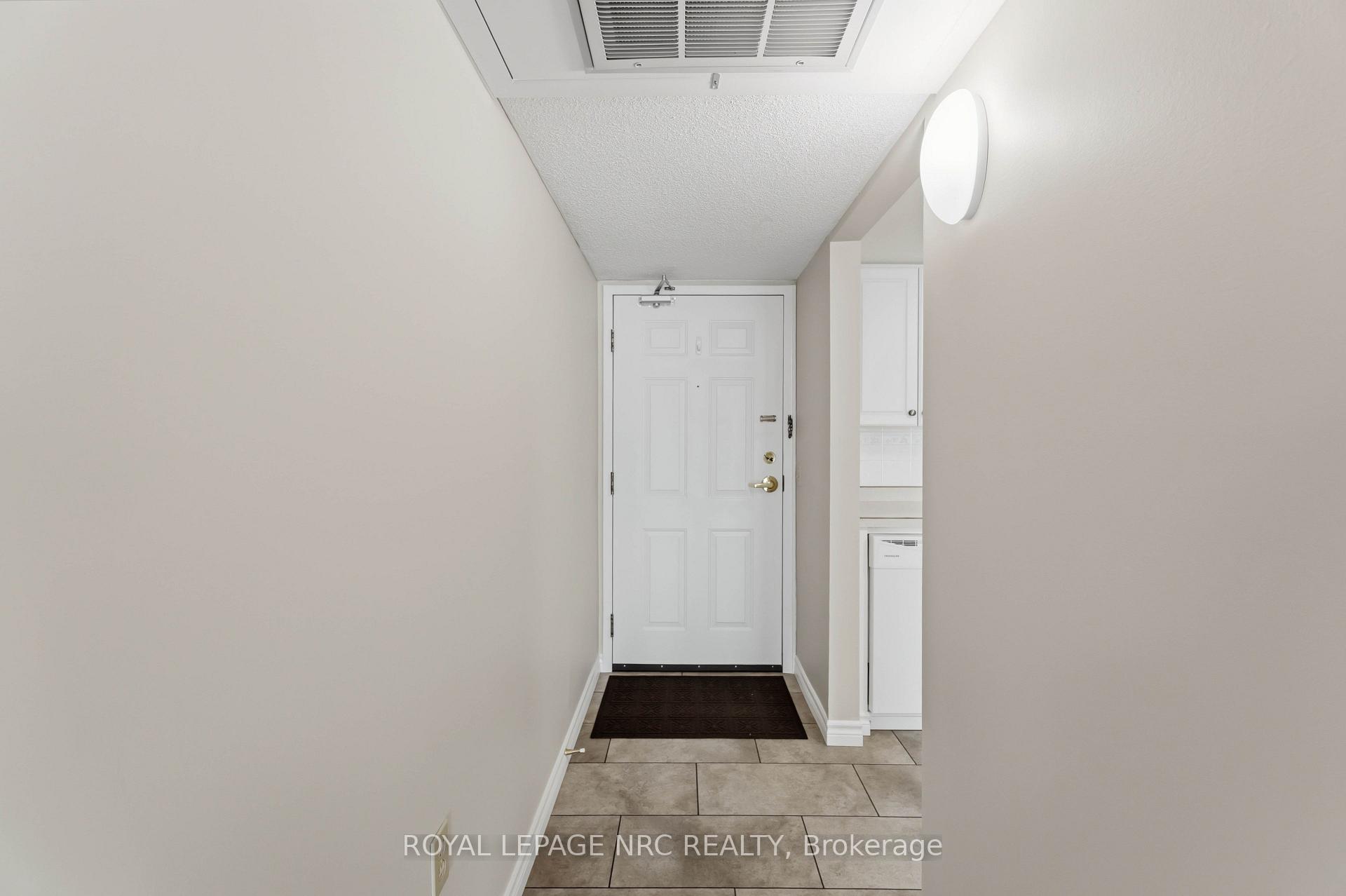 Photo 9 of Unit 220, 3420 Frederick Avenue, Lincoln, Lincoln-Jordan/Vineland — HOMEH