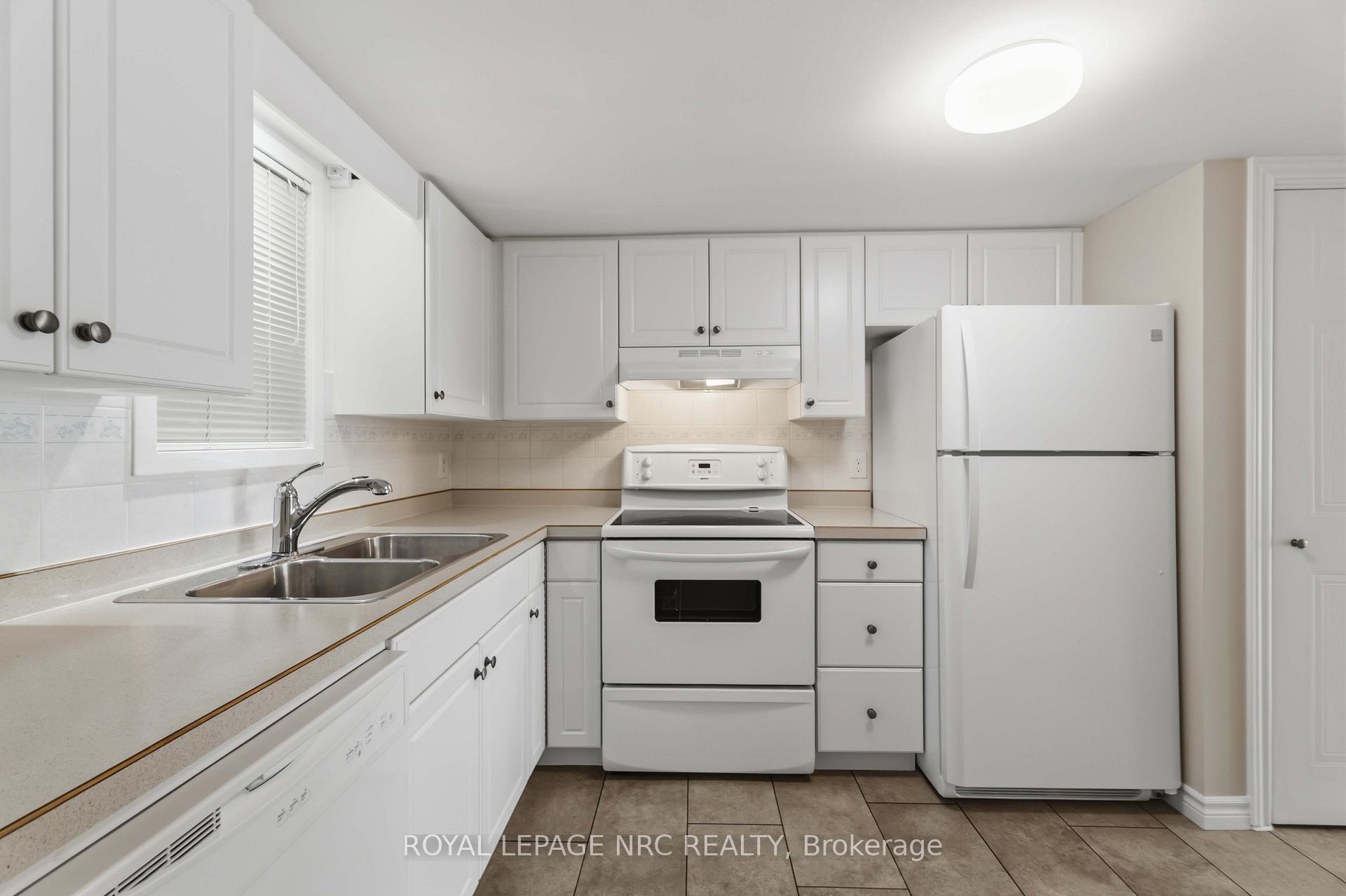Photo 12 of Unit 220, 3420 Frederick Avenue, Lincoln, Lincoln-Jordan/Vineland — HOMEH