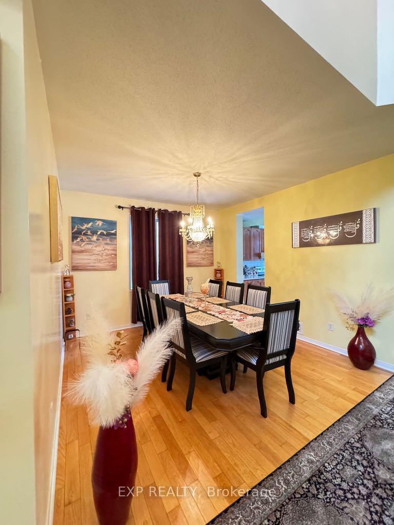 Photo 4 of 2086 Ricardo Street, Ottawa, Avalon East — HOMEH