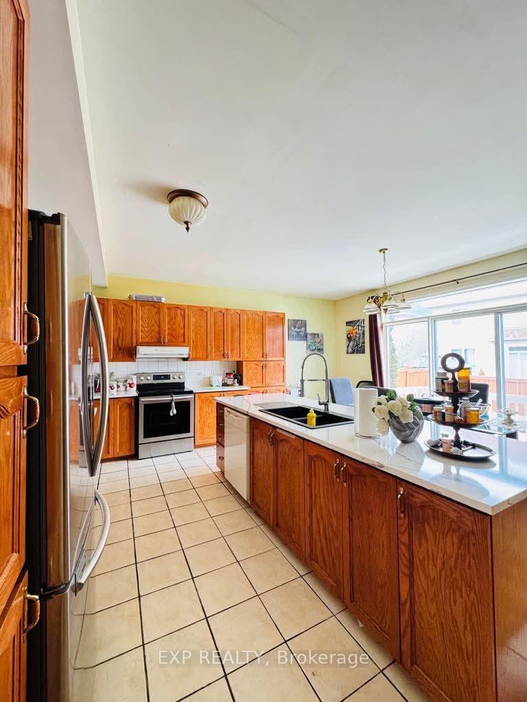 Photo 7 of 2086 Ricardo Street, Ottawa, Avalon East — HOMEH