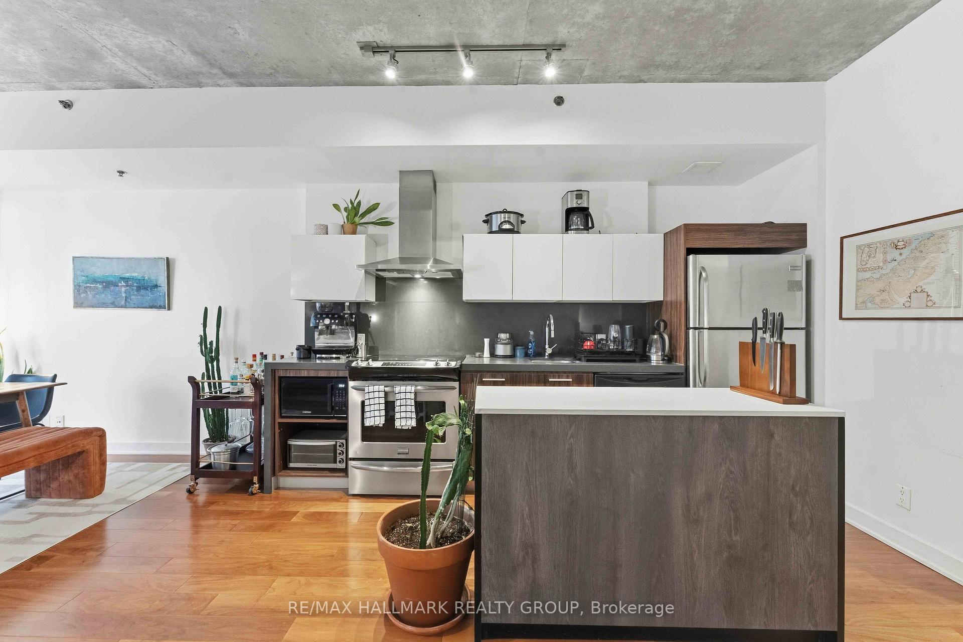 Photo 11 of Unit 313, 360 McLeod Street, Ottawa, Ottawa Centre — HOMEH