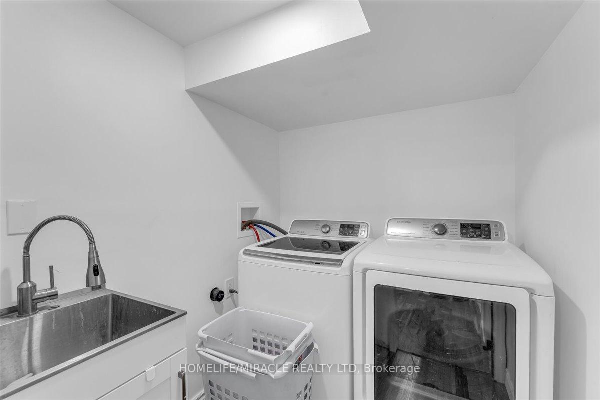 Photo 19 of 1238 Pharmacy Avenue, Scarborough, Wexford-Maryvale — HOMEH